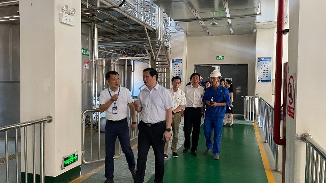 湖南省科技廳，市科技局領(lǐng)導(dǎo)考察引航生物生產(chǎn)基地